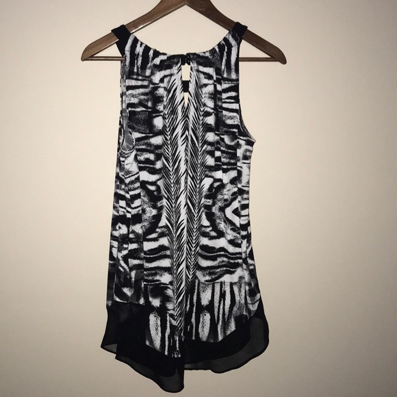 Style & Co. Sz. Large EUC black & white top. - Picture 2 of 3
